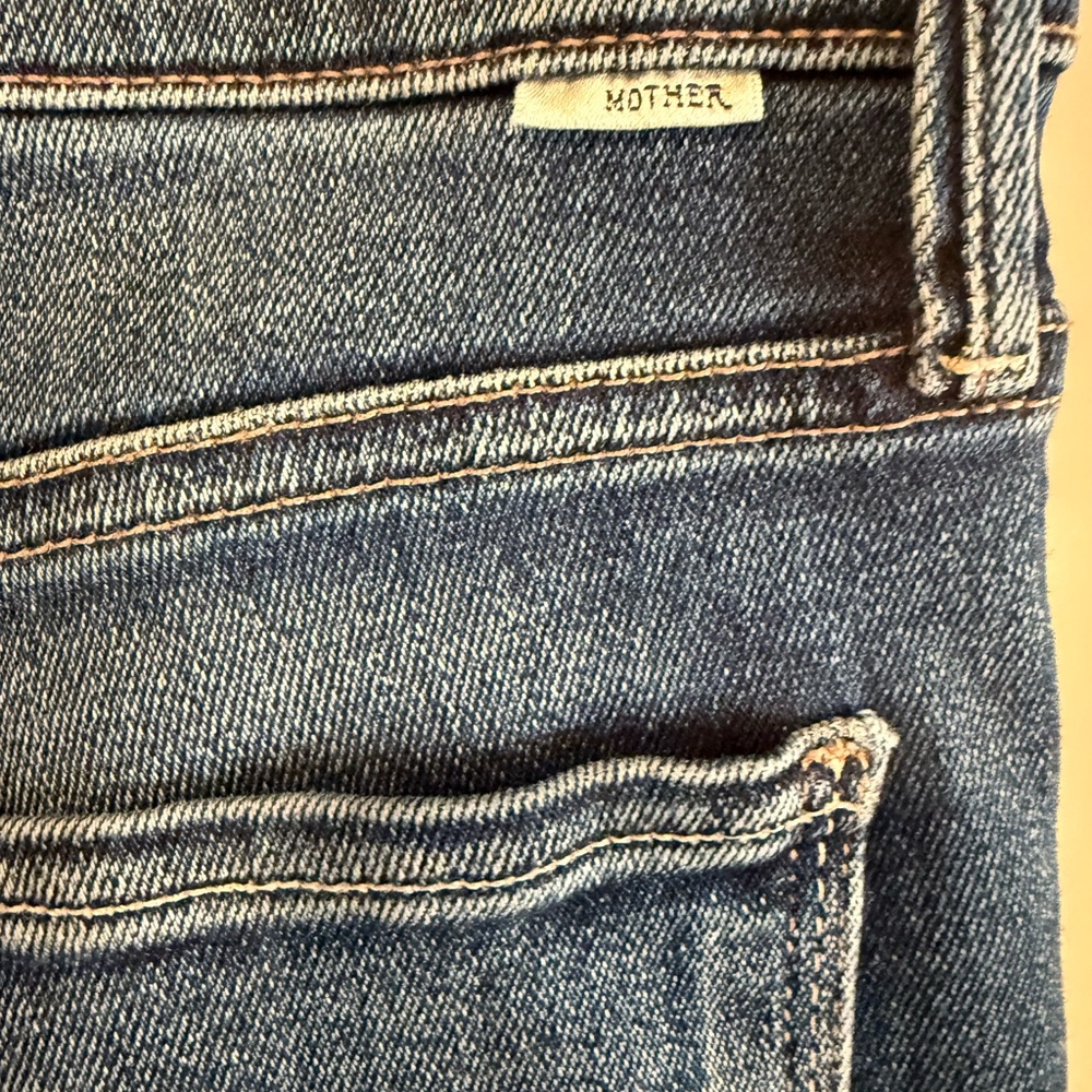 MOTHER ”Lil Doozy Fray”jeans in “Scorching Hot” ✨NWT✨ size 27 - Picture 9 of 10
